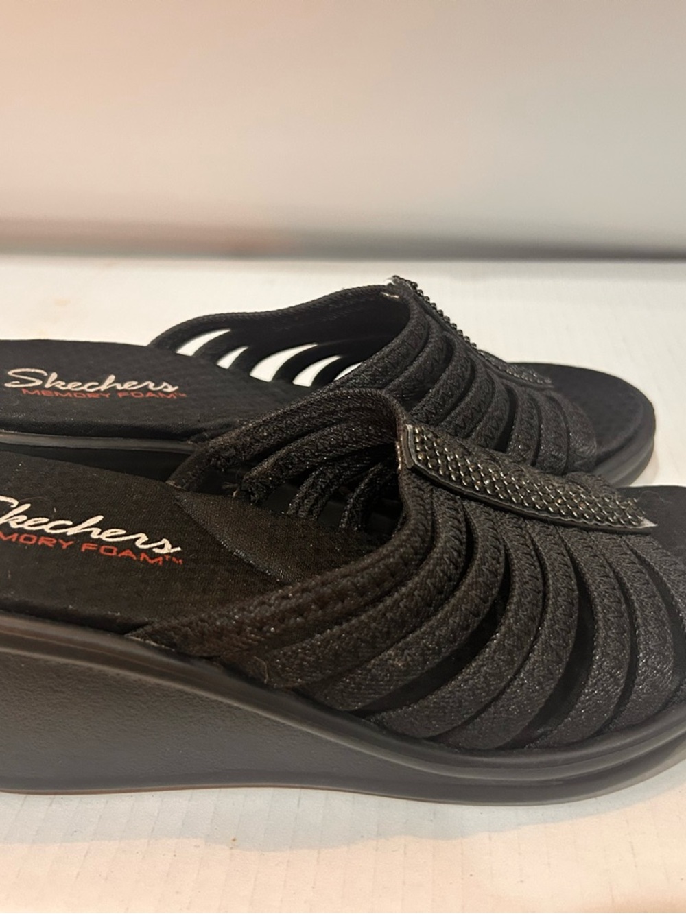 Skechers  Women’s Size 9 Cali Rumble Hot Shots Black Slip-On Wedge Sandals